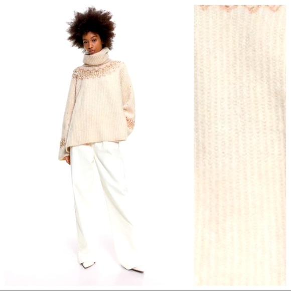 Zara Sweaters - NWT ✨ Cream Turtleneck Zara Sweater